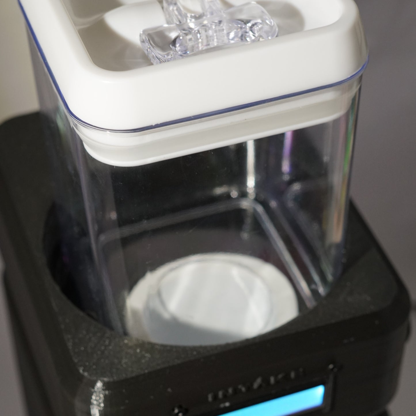 V1.0 Supplement Dispenser, Protein Dispenser